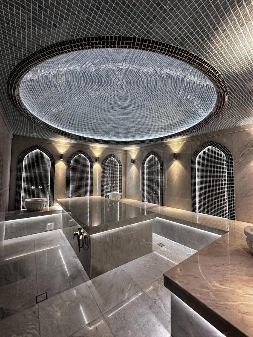 Ziyorat Luxury Hotel フェルガナ エクステリア 写真