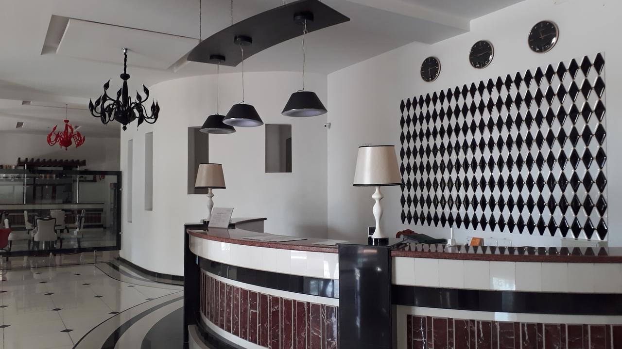 Ziyorat Luxury Hotel フェルガナ エクステリア 写真
