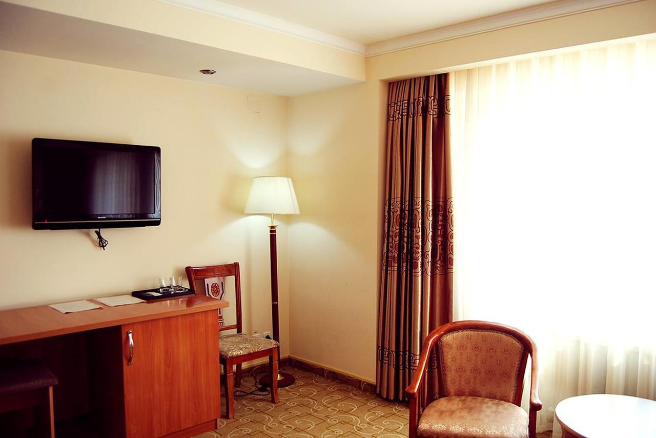 Ziyorat Luxury Hotel フェルガナ エクステリア 写真
